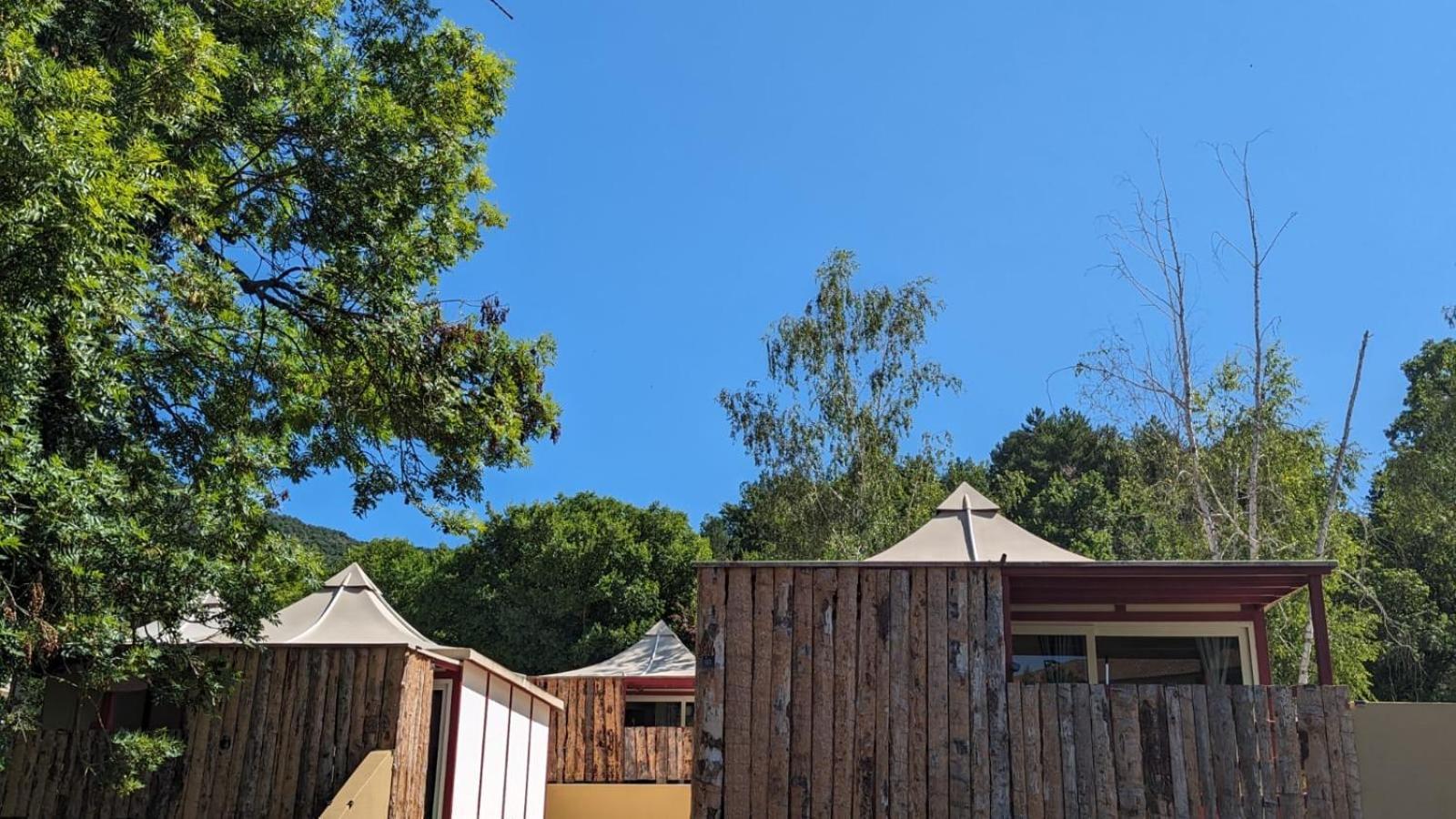Le Village Des Sources Campsite *