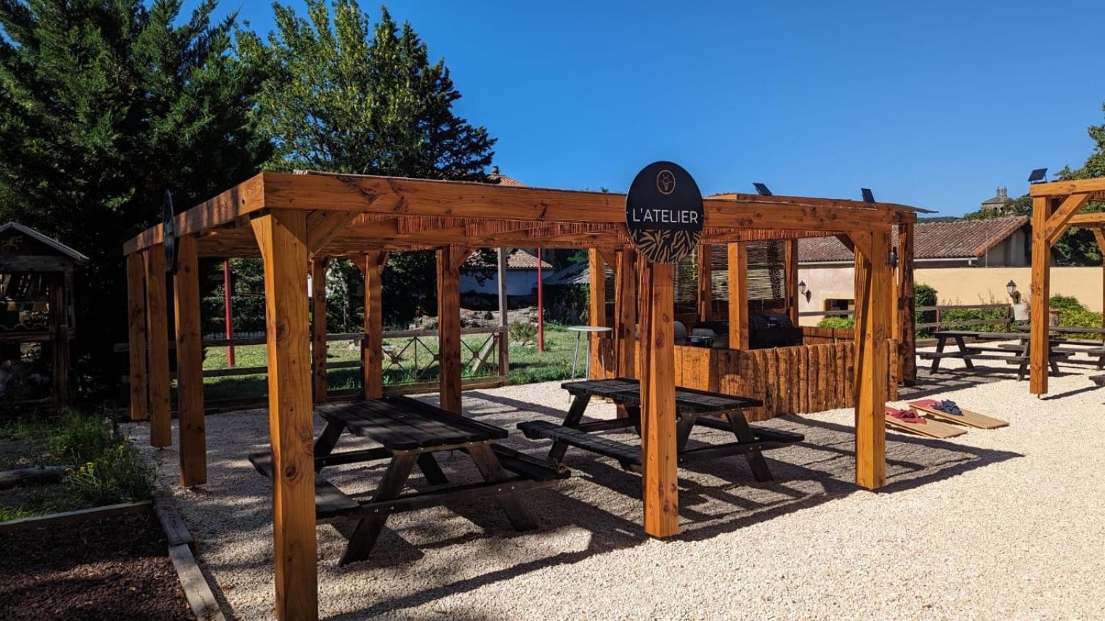 Le Village Des Sources